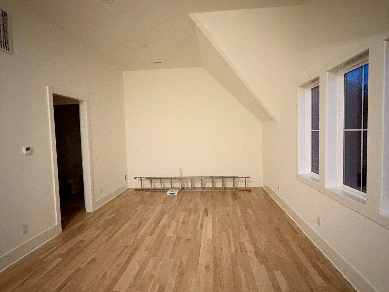 1 bed, 700 sqft, $1,795 — Photo 2