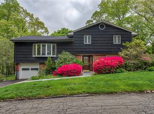 11 Westminster Rd, Scarsdale, NY 10583