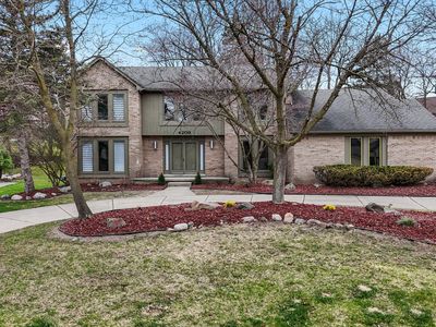 4206 Southmoor Ln, West Bloomfield, MI, 48323