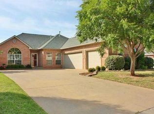 4800 Deer Ridge Blvd, Yukon, OK 73099