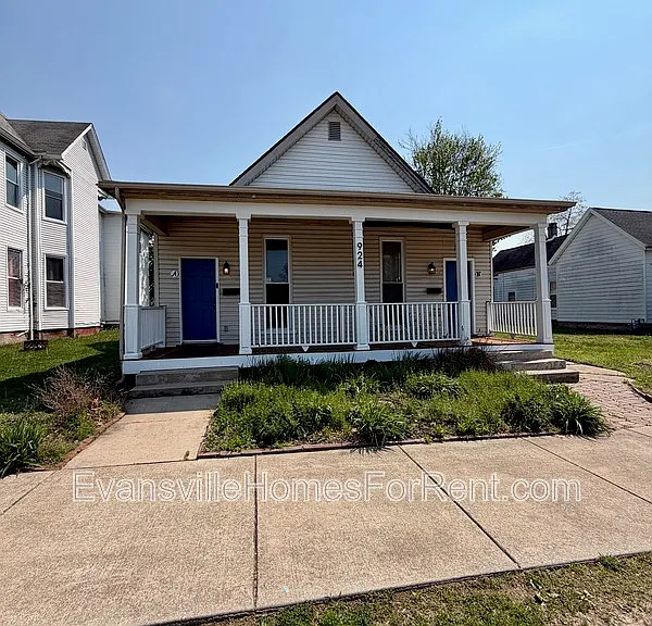 924 SE 6th St #A — Photo 1