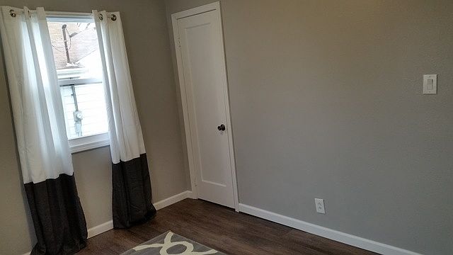 2nd image of 415 N Guthrie St