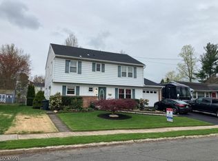 12 Riviera Dr, Somerville, NJ 08876