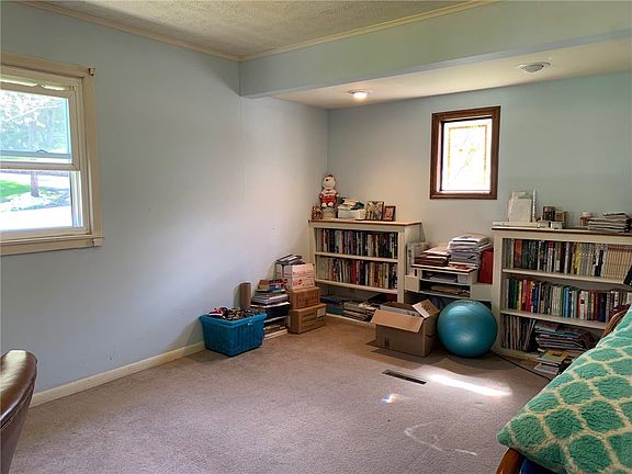 5th image of 10 Reynolds St