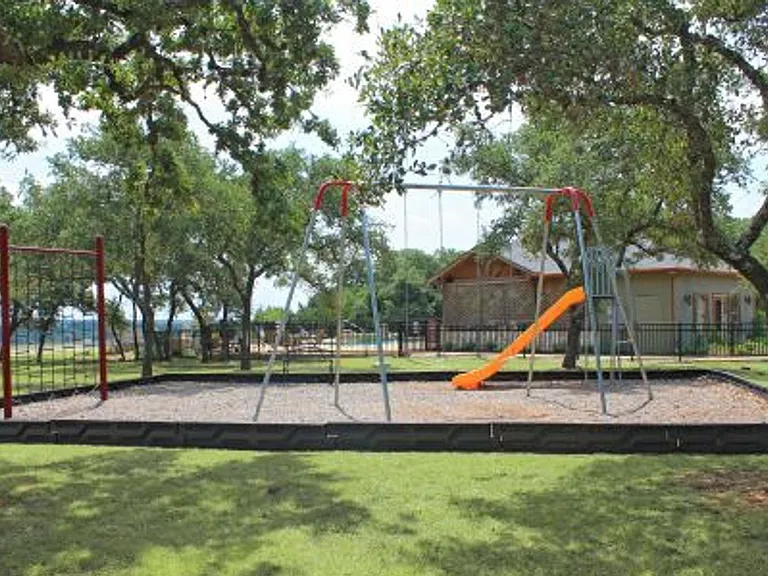 Country View Apartments — Photo 86