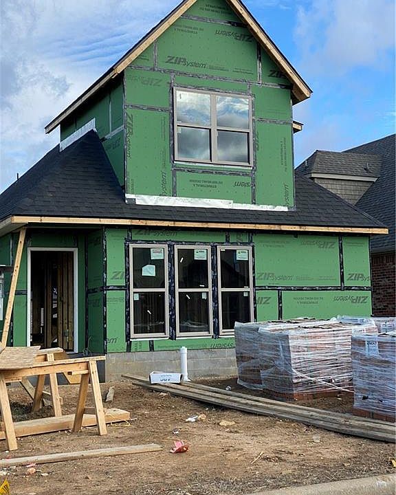 1st image of 3310 SW Hillstone Ave