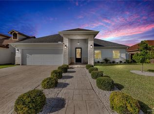 813 W Iroquois Ave, Pharr, TX 78577