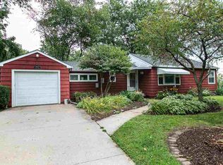 3629 Crescent Rdg, Dubuque, IA 52003