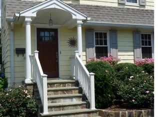 599 Reef Rd, Fairfield, CT 06824