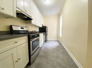 900 E 18th St #A1, Brooklyn, NY 11230