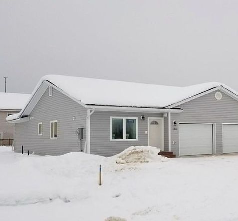 1st image of 488 Spence Ave #1
