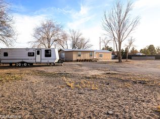 400 Valle Los Coronados, Socorro, TX 79927