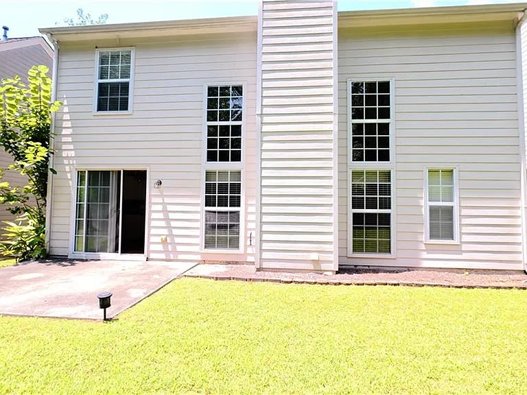 135 Friars Head Dr — Photo 36