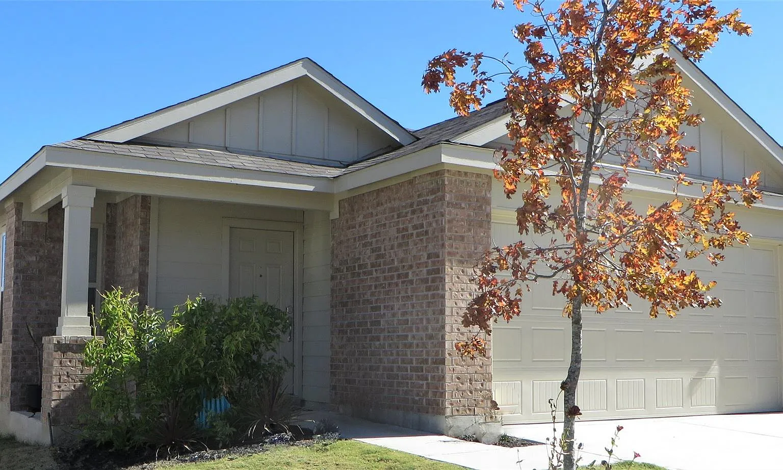 3 bed, 2.0 bath, 1254 sqft, $1,550 — Photo 2