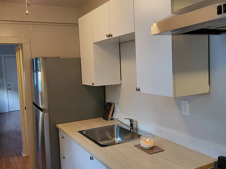 9 De Witt Ave — Photo 15