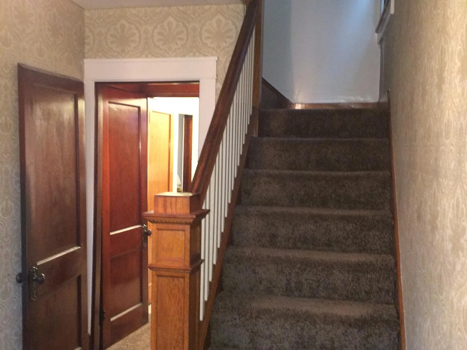 4 bed, 1.5 bath, 1634 sqft, $1,700 — Photo 2