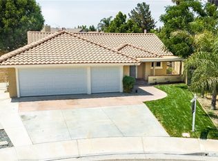 810 Horizon Ct, San Jacinto, CA 92582