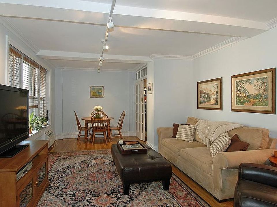 2nd image of 319 E 50th St #7DE