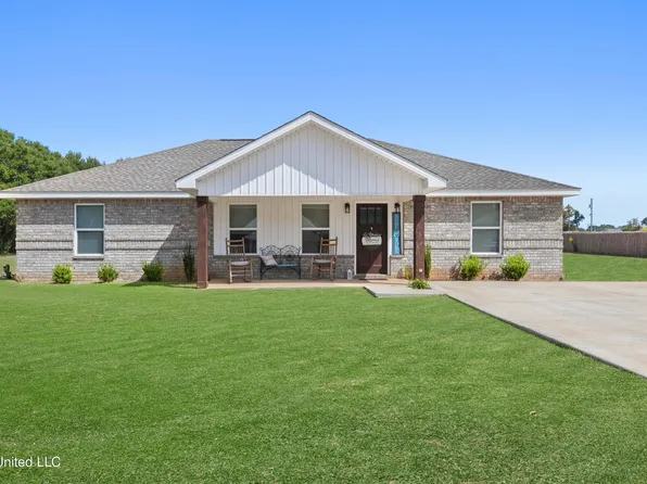 131 Trevor Ln, Lucedale, MS 39452