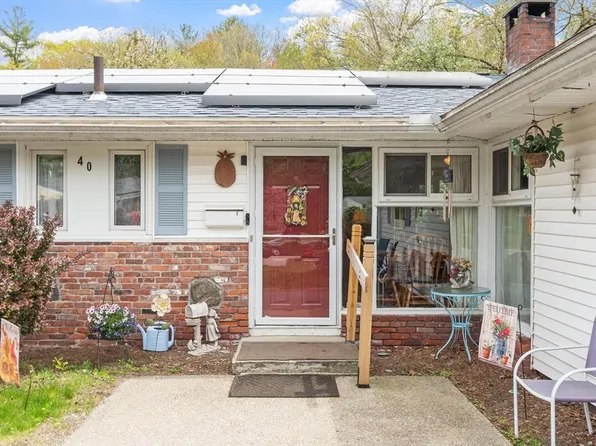 40 Ruthellen Rd, Chelmsford, MA 01824