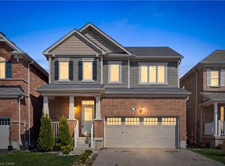 267 Grovehill Cres, Kitchener, ON N2R 0K8