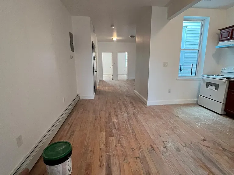 763 Home St #2 — Photo 2