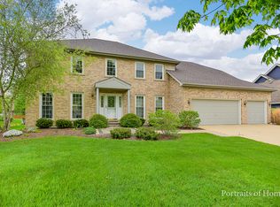 3204 Bennett Dr, Naperville, IL