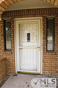 4th image of 4733 Pamela Dr