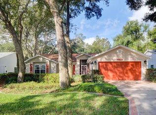 4234 Leafway Cir, Leesburg, FL 34748