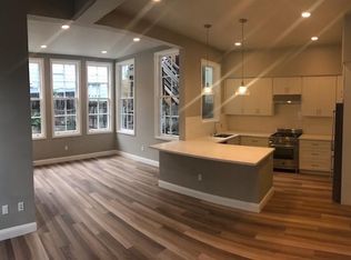 894 22nd St #1, San Francisco, CA 94107