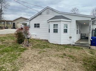 225 Hiway Dr, Clinton, TN 37716