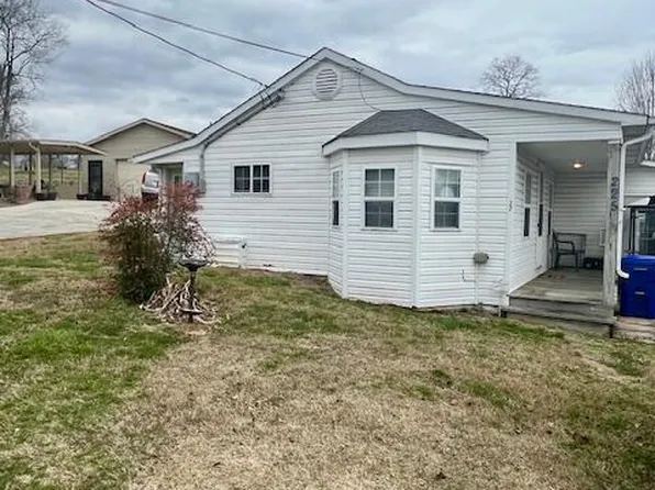 225 Hiway Dr, Clinton, TN 37716