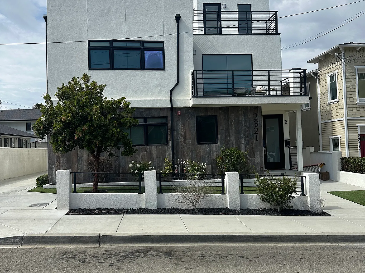 3 bed, 1750 sqft, $7,000 — Photo 1