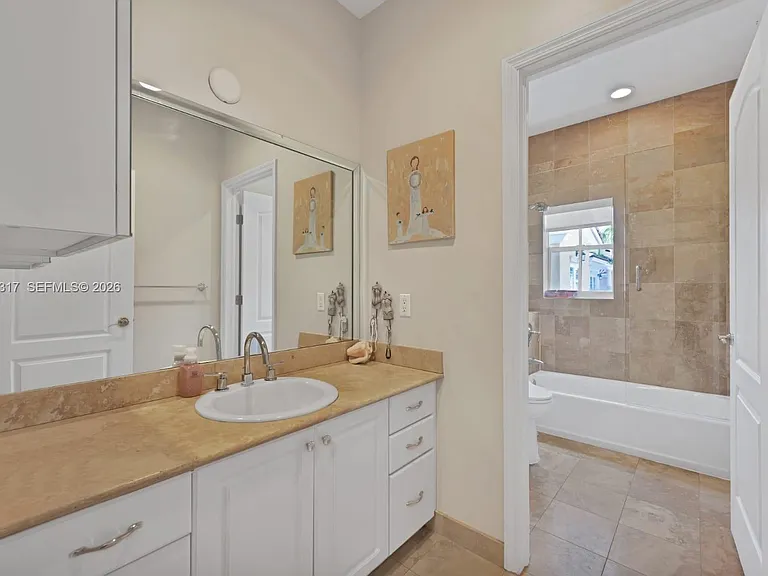 18345 NE 30th Pl #18345 — Photo 19