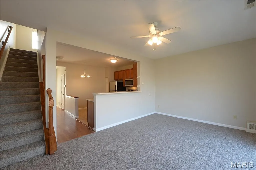 2 bed, 1.5 bath, 1114 sqft, $1,495 — Photo 3