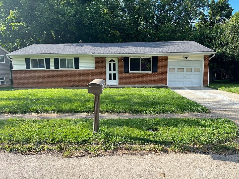 1st image of 830 Murray Hill Dr