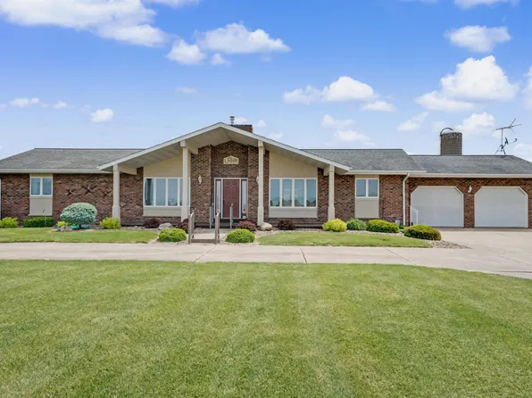 2666 310th Ave, Hopkinton, IA 52237