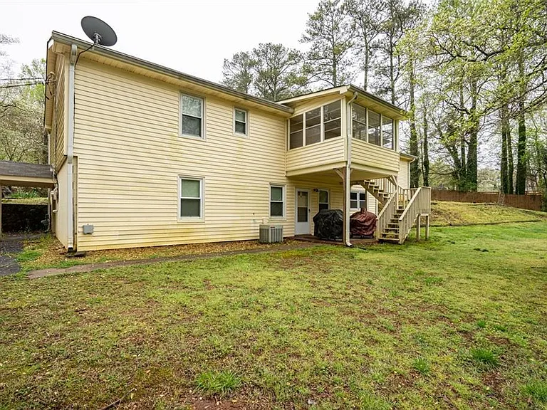 465 Dobbs Rd #B — Photo 24