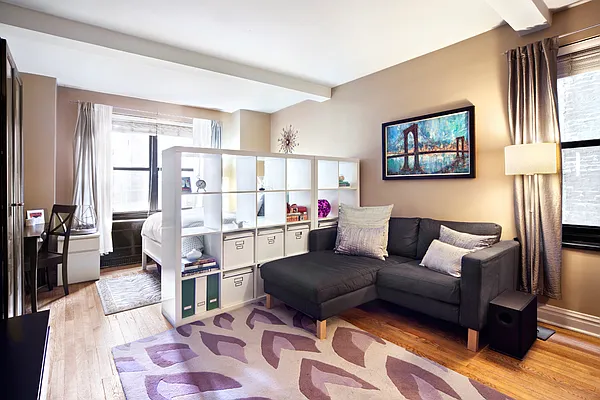 Sold by Patrick Quagliano, LREB | media 10