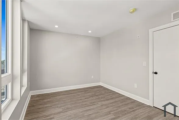 2220 N Franklin St #C — Photo 11