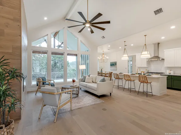 1274 PARTON RD, Canyon Lake, TX 78133