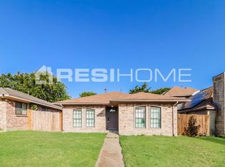 7737 Los Gatos Dr, Dallas, TX 75232