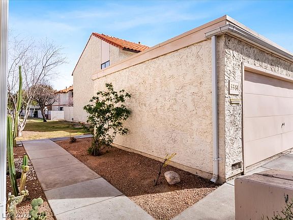 4th image of 3384 Racquet St