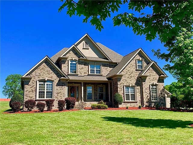 1st image of 7501 Willowdale Dr