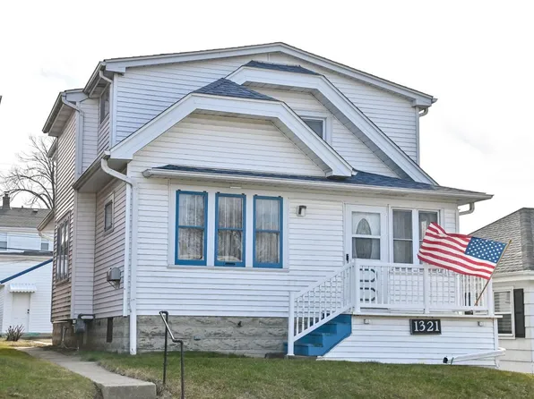 1321 Marquette AVENUE, South Milwaukee, WI 53172