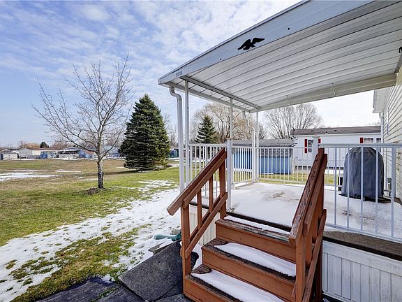 5th image of 534 Rockview Dr