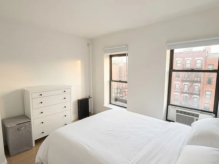 109 1st Ave #5F — Photo 6