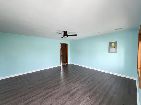 531 Finley Ave #1, Carnegie, PA 15106