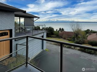 10248 Richwood Avenue NW, Seattle, WA