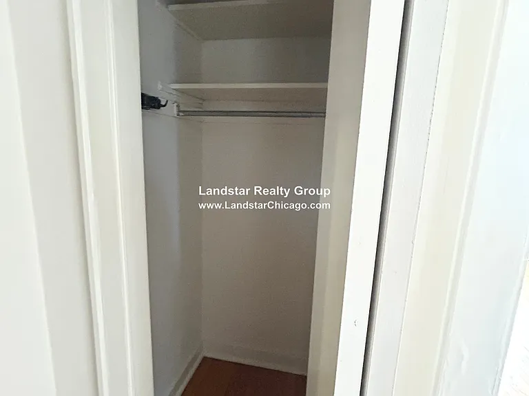 826 S Austin Blvd #2N — Photo 3